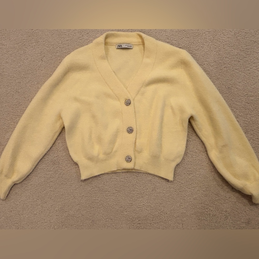 Zara Yellow Sweater with studded buttons size s